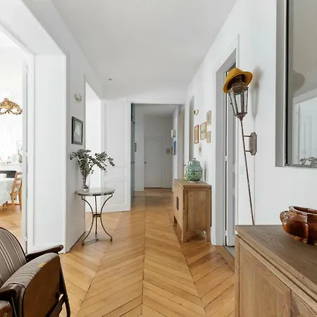 Veeve - Light Trocadero Beauty Apartamento